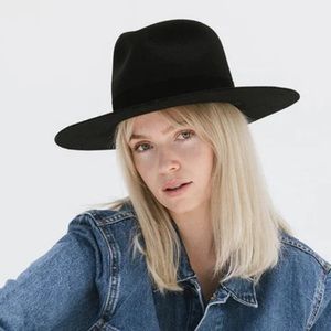 EUC Gigi Pip 100% Australian Wool “Miller” Fedora wide brim hat, Black, S/M